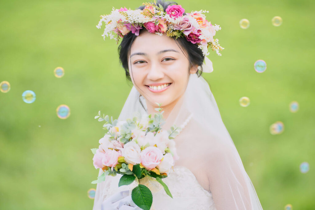 結婚式の人気シーズンと穴場の時期を解説